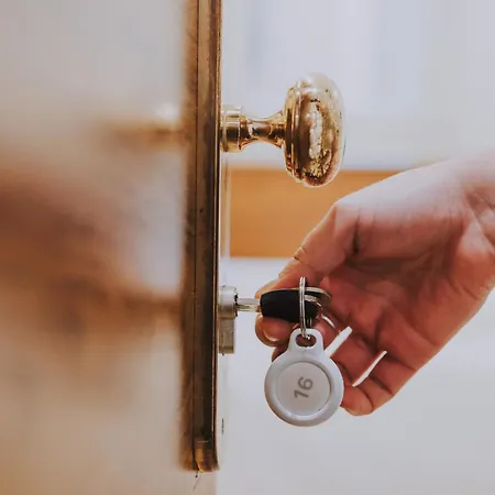 Delle Regioni, Barberini - Fontana Di Trevi 3* روما